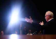 Tim Walz: Der Mann, der Harris Trump schlagen will. news-06082024-201131