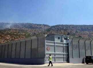 Italiens albanisches Aufnahmelager für Asylsuchende: Hintergründe und Herausforderungen news-06082024-201617