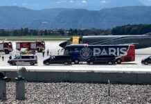 Feuerwehreinsatz nach Ankunft von Paris Saint-Germain in Klagenfurt news-09082024-005648