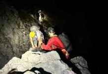 Bergretter im Einsatz: Überlebenstaktiken bei Gewittersturm news-17082024-181332