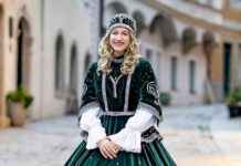 Suche nach neuem Christkindl in Steyr news-22082024-170629