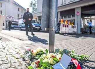 Anschlag mit Messer in Solingen: Drei Tote, Täter auf der Flucht news-24082024-122027