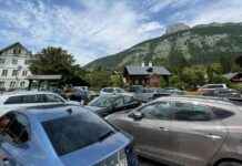 Nachhaltiger Tourismus im Ausseerland: Die Auswirkungen des Massentourismus in Hallstatt news-05092024-133019