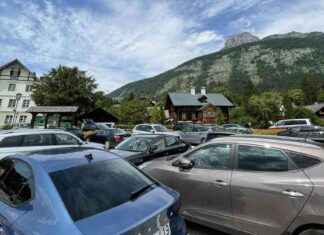 Nachhaltiger Tourismus im Ausseerland: Die Auswirkungen des Massentourismus in Hallstatt news-05092024-133019