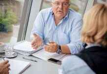 Warum sparen wir, wenn wir die Leute verrückt machen? – Analyse von Kickls Wirtschaftsguru news-13092024-135332