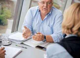 Warum sparen wir, wenn wir die Leute verrückt machen? – Analyse von Kickls Wirtschaftsguru news-13092024-135332