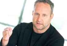 Strolz gibt auf: Emotionale Botschaft im Web – Analyse und Reaktionen news-24092024-124525