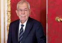 Bundespräsident organisiert Zwiegespräch mit Parteichef-Trio in der Hofburg news-22102024-050359