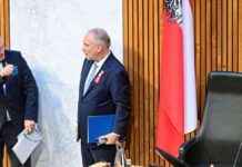 Das Hohe Haus wird blau: Die neue Farbe des Regierungssitzes news-25102024-060625