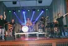 Live-Konzert in Bärnbach: HJ Findeis & Band rocken mit „I am from Austria“ news-06112024-102444