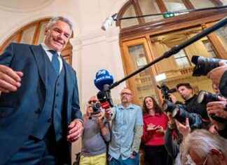 Koalitionsgespräche zwischen ÖVP, SPÖ und Neos am Montag news-14112024-224647