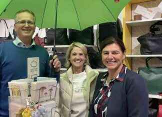 SEO-freundlicher Titel: Erfolgreiche Gleisdorfer Einkaufsnacht: Volle Geschäfte und gute Stimmung news-26112024-044610