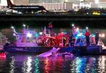 Flugzeugkollision über Washington: Viele Tote befürchtet flugzeugkollision-ber-washington-viele-tote-befrchtet