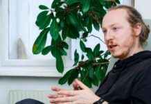 Handyverbot und Elternarbeit: Medienpädagoge Lukas Wagner im Interview handyverbot-und-elternarbeit-medienpdagoge-lukas-wagner-im-nterview